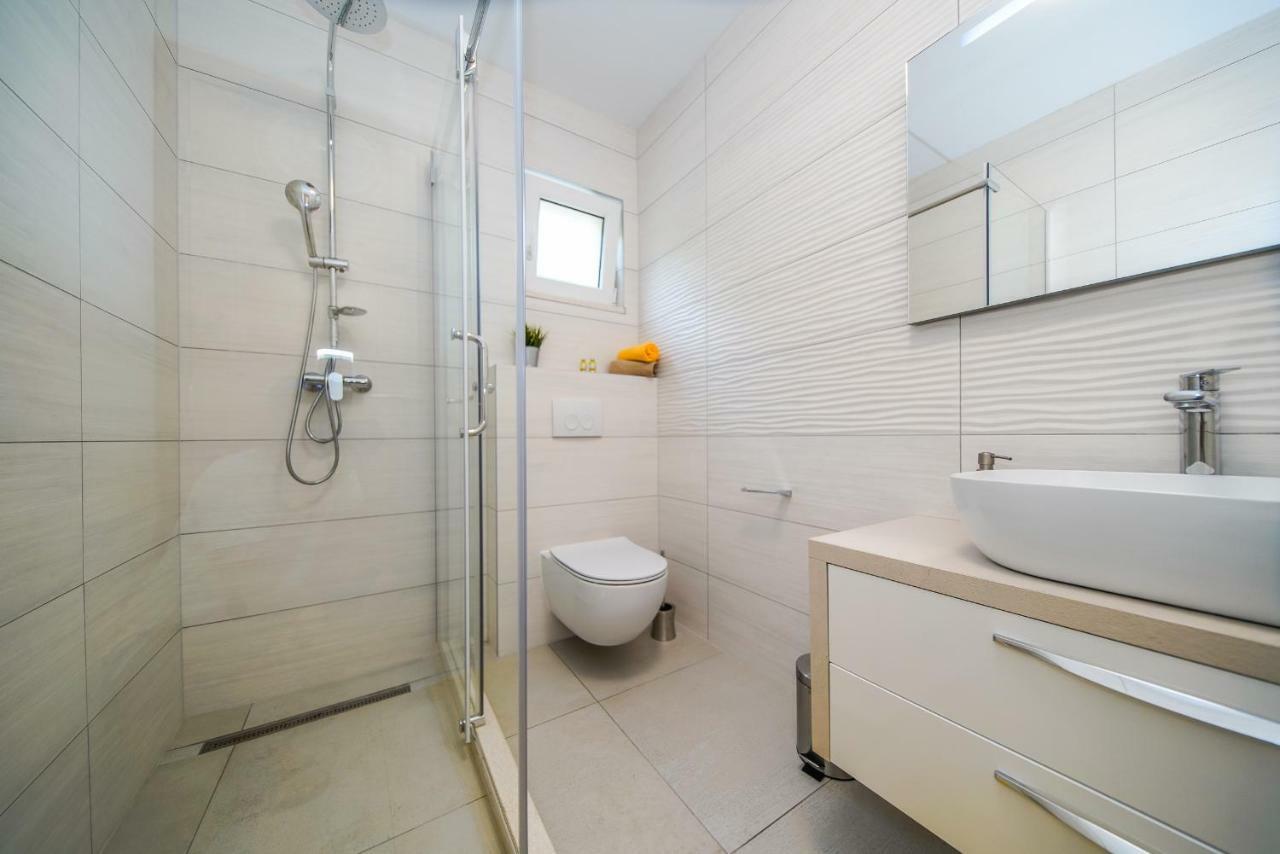 Apartmani Ponta Ston Eksteriør billede