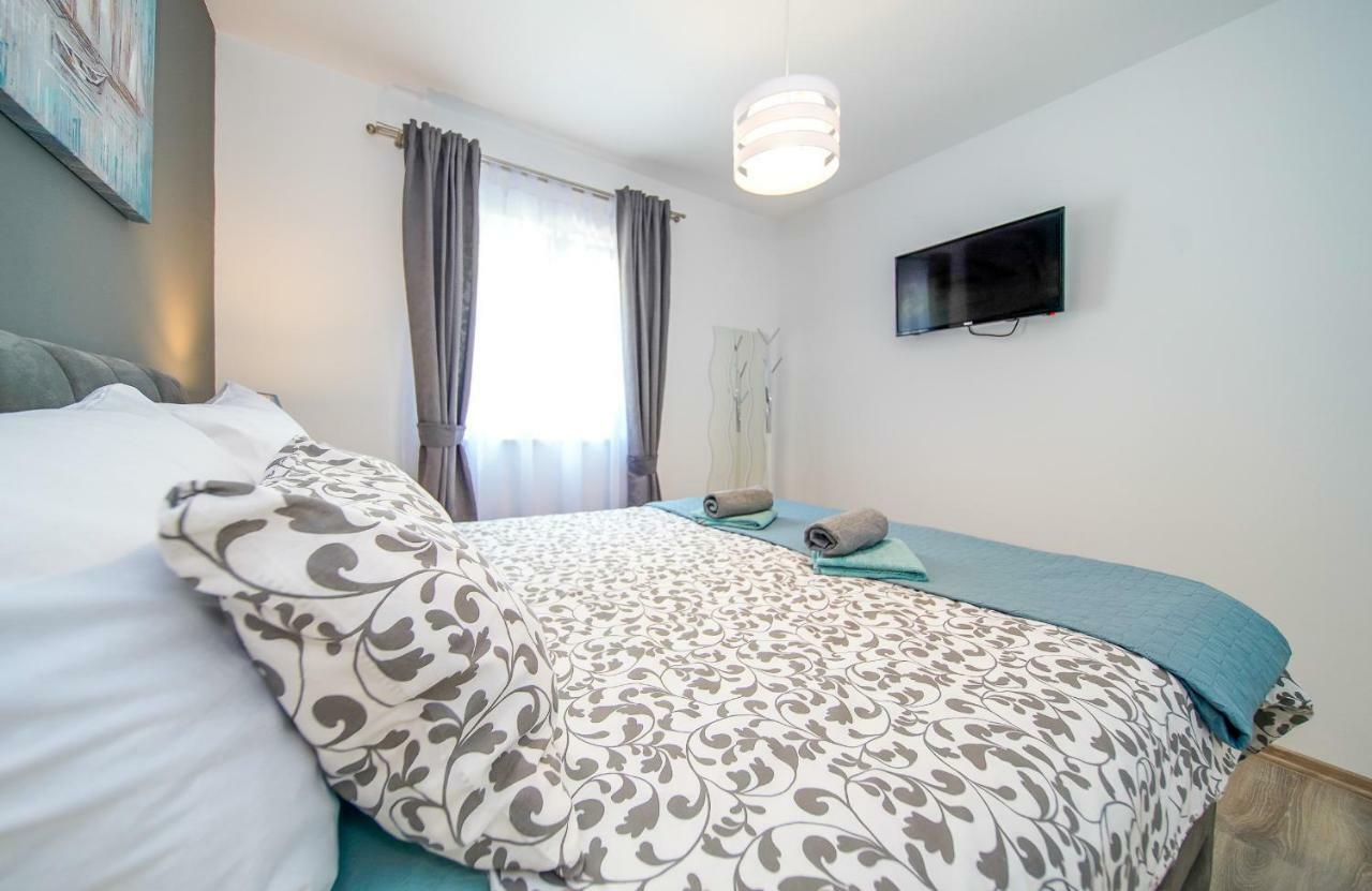 Apartmani Ponta Ston Eksteriør billede