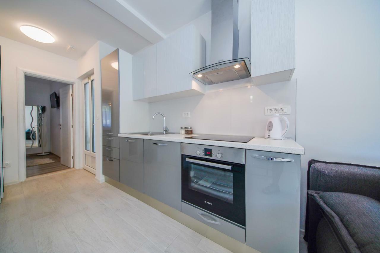 Apartmani Ponta Ston Eksteriør billede